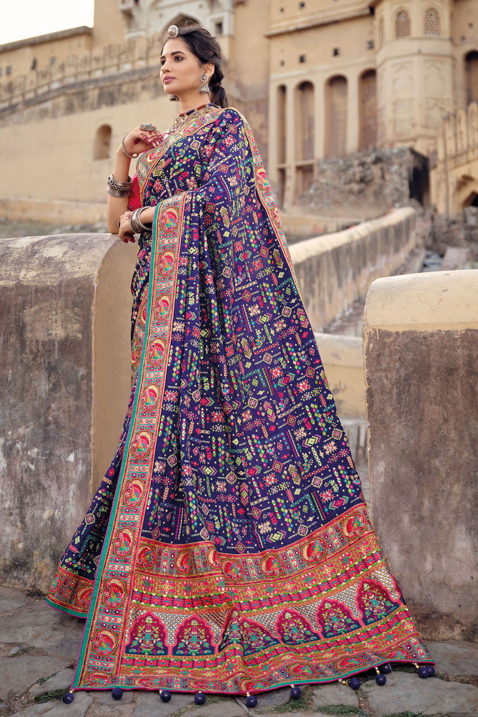 Purple pure silk saree with heavy aanchal red golden border and pink printed blouse (Unstitched)