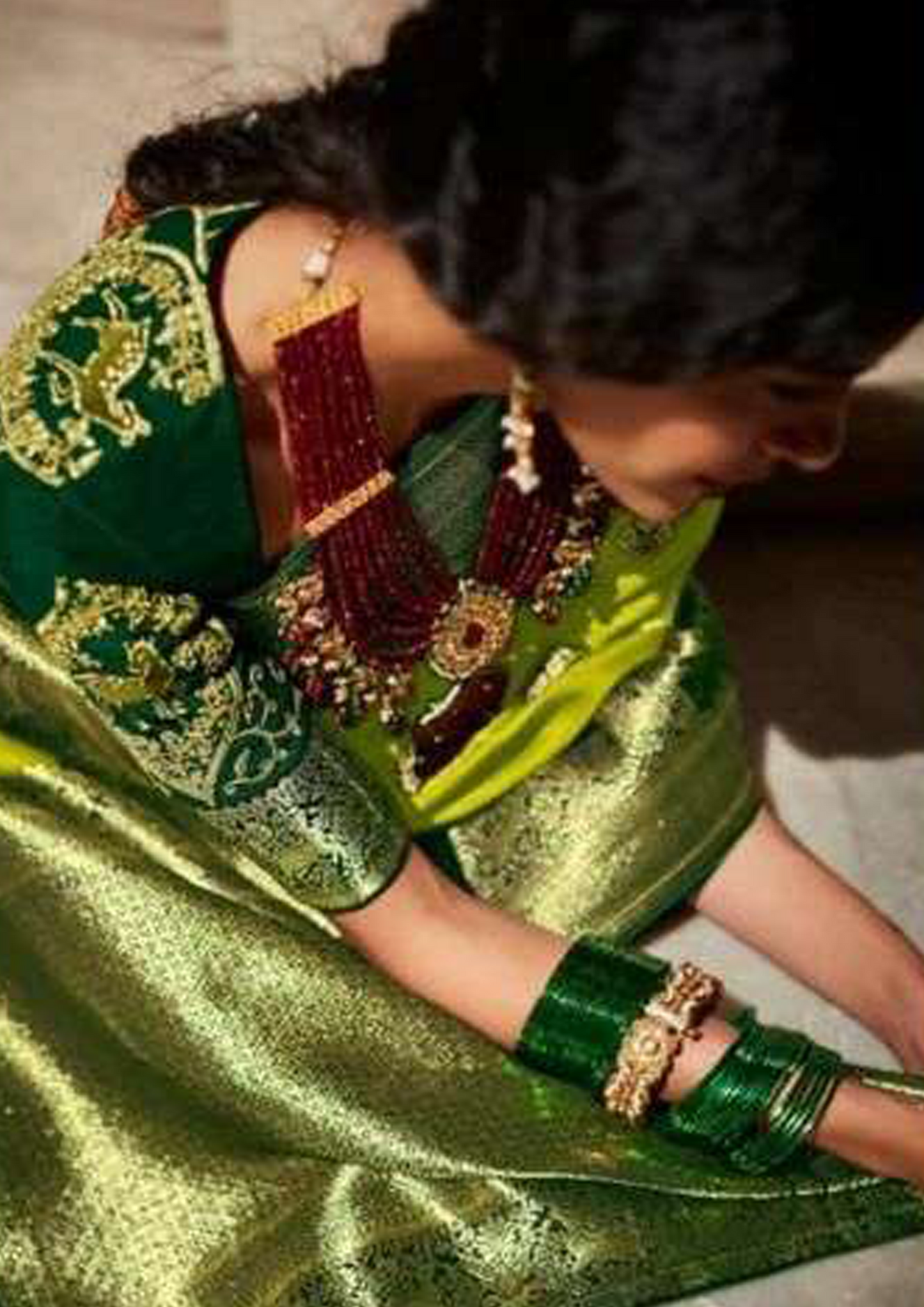 Royal Green Saree With Bottle Green Blouse and Border  (Unstitched)