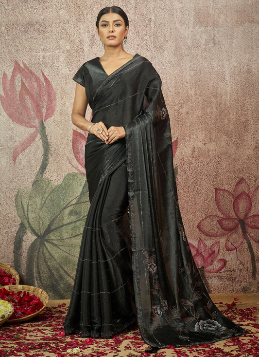 Grey Velvet pure silk saree with heavy aanchal golden border and printed blouse (Unstitched)